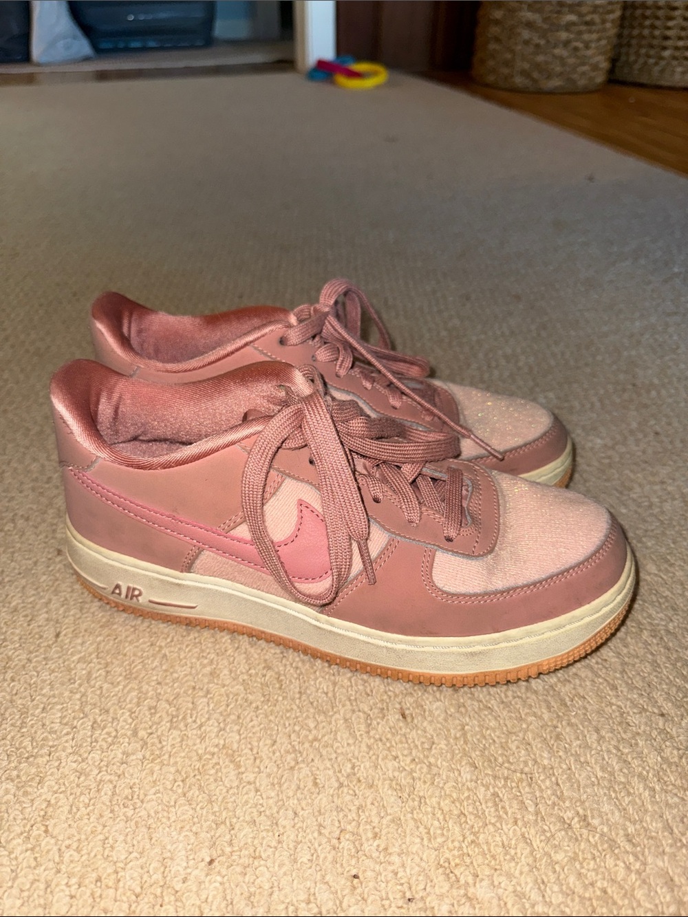 Nike Women’s Pink Sneakers